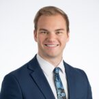 Chris Holthus Headshot
